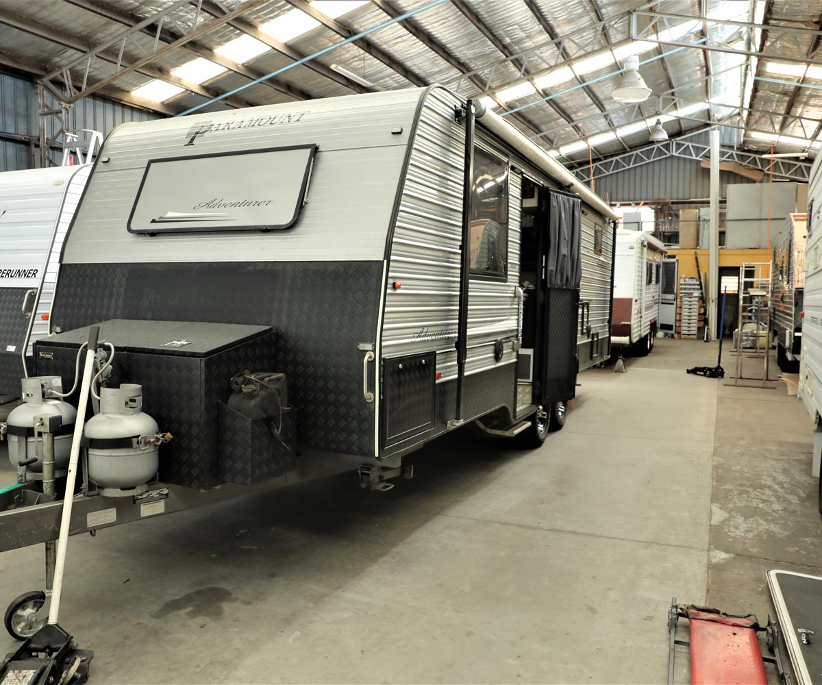 caravan roll out awning